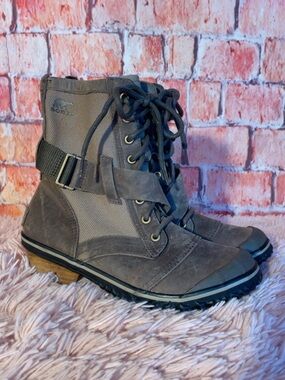 Sorel Gray Lace-Up Women's Utility Boots with Buckle Strap